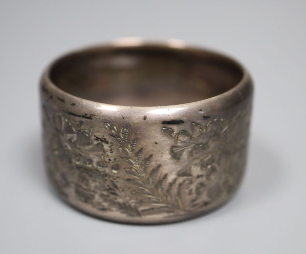 Small silver and other items including a pair of toast racks, four knife rests, ashtrays, 19th century wine label etc.